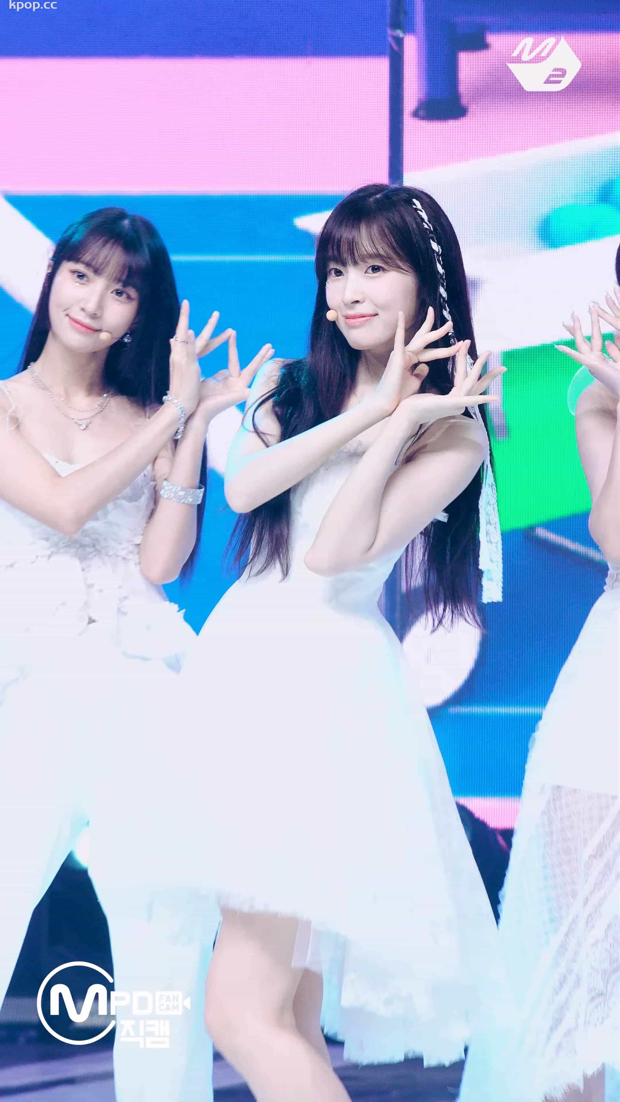 230803 OH MY GIRL 饭拍秀3部fancam合集[1.19G]插图1